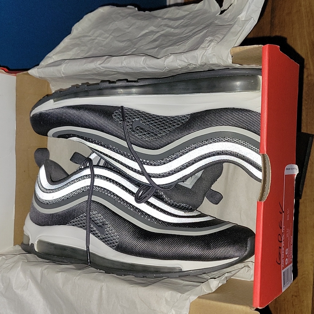 Nike AIR MAX '97 UL '17.  Size 9.5  Grey&White